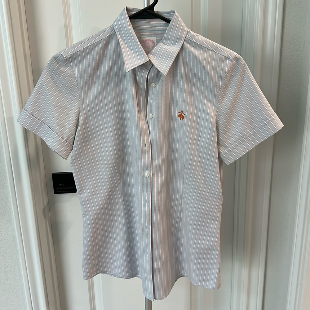Brooks Brothers women’s Oxford short sleeve tailored fit non iron button down